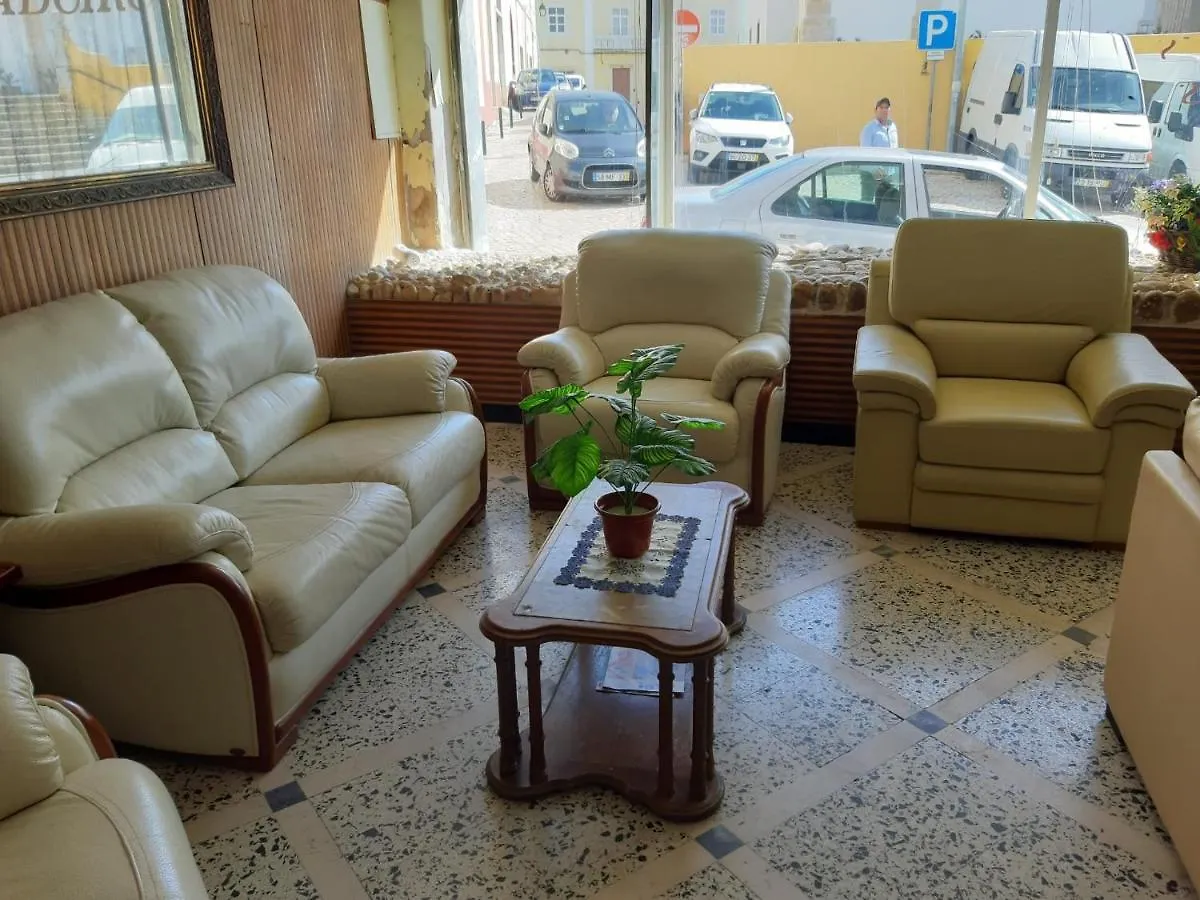 Residencial Miradoiro Guest House Portimão 0*,
